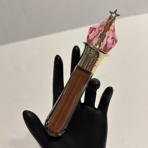 Jeffree Star Magic Star C28 Liquid Concealer - Picture 8 of 10